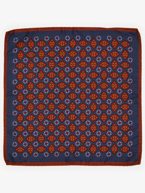 Silk Pocket Square in Foulard